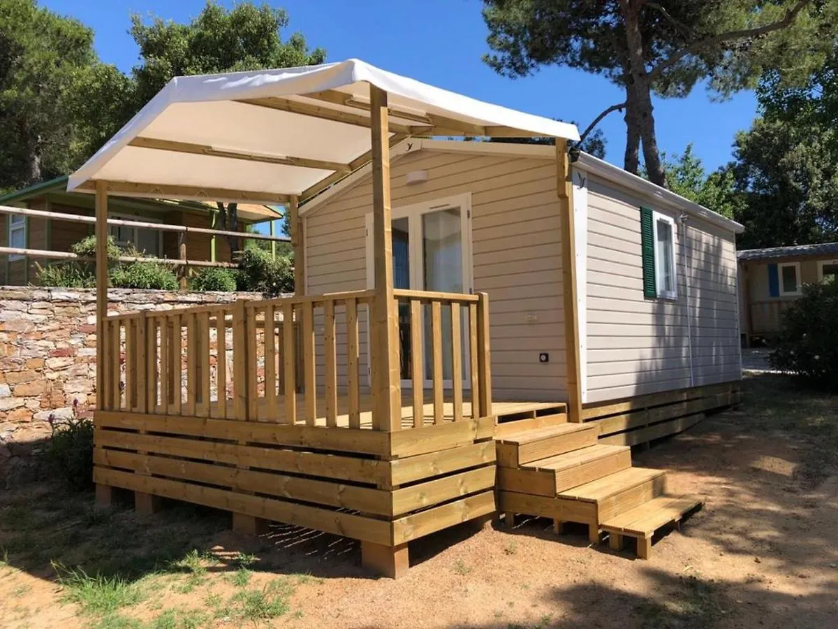 West Camping Perros-Guirec 3*,